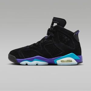 New in box Air Jordan Retro 6 size 11M 12.5W retail$300